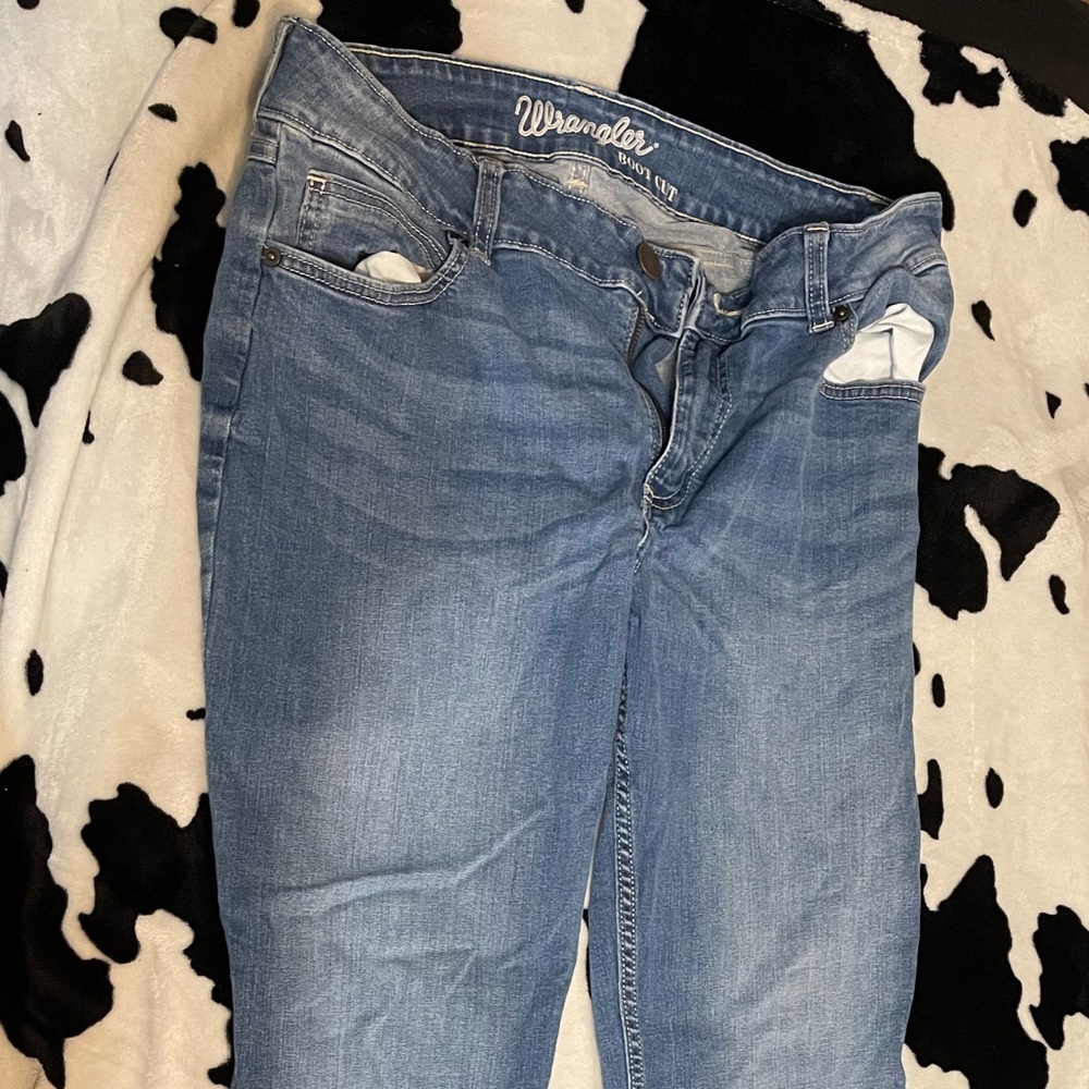 🌵💙 Wrangler bootcut jeans💙🌵